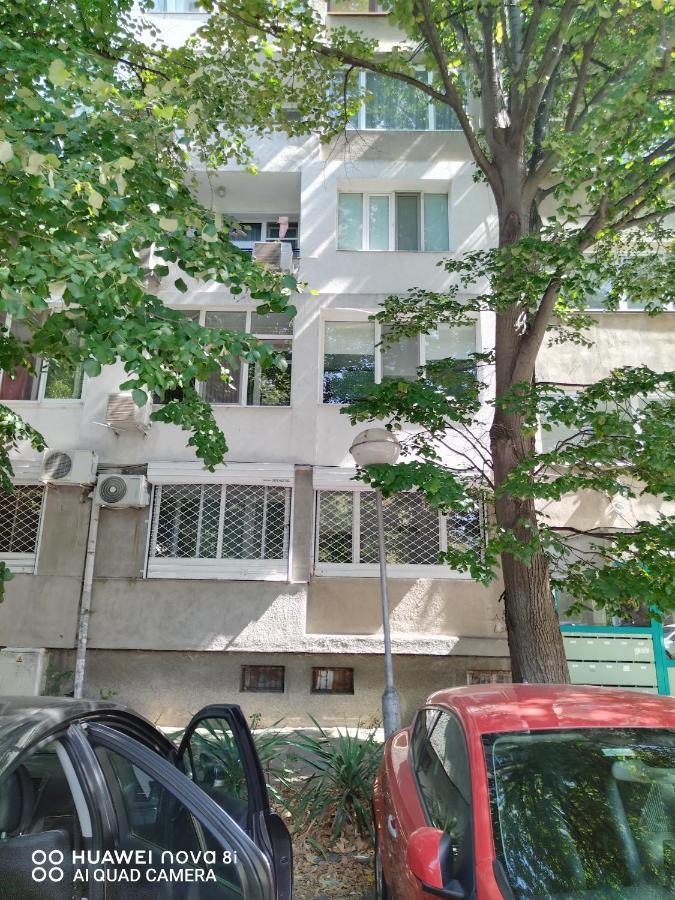 Сладкият Кът На Радост Apartment Burgas ภายนอก รูปภาพ